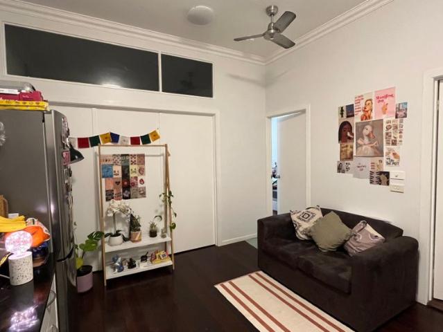 Room for rent in Camerons Creek, Victoria