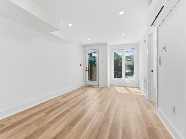 Apartment for rent in Highland Park, Ottawa