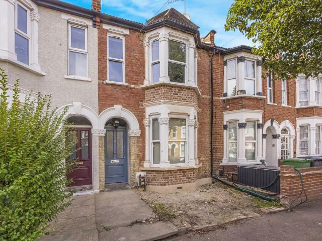 House for rent in London Borough of Waltham Forest, Greater London