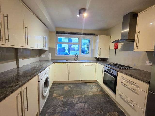 House for rent in London Borough of Newham, Greater London