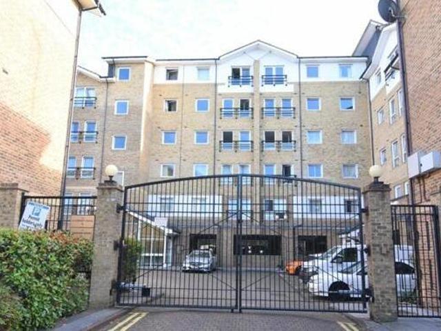 House for sale in Surrey