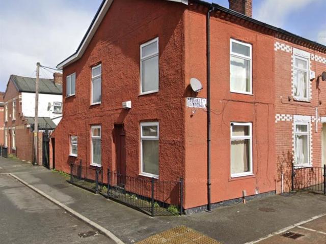 House for rent in Georgia, Greater Manchester