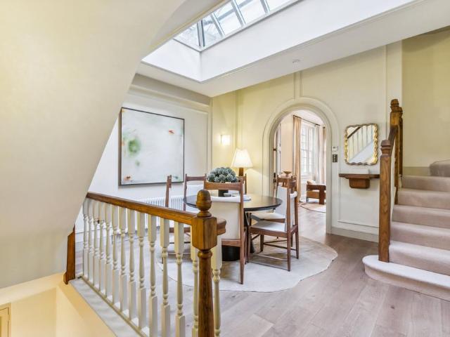 House for rent in Kensington, Greater London