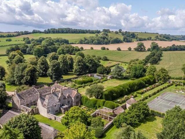 House for sale in Fordington, East Dorset