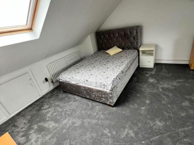 House for rent in London Borough of Croydon, Greater London