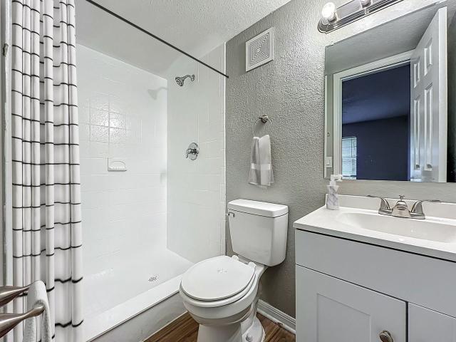 Apartment for rent in Lockhart, Orange County
