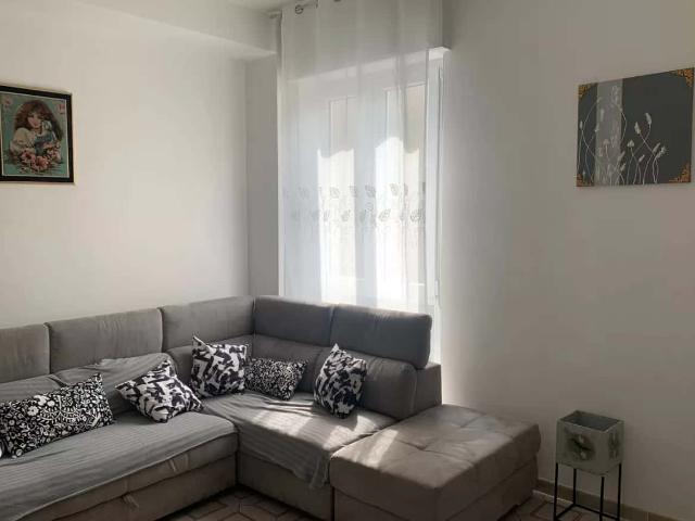 Appartamento in affitto a Gerenzana, Como