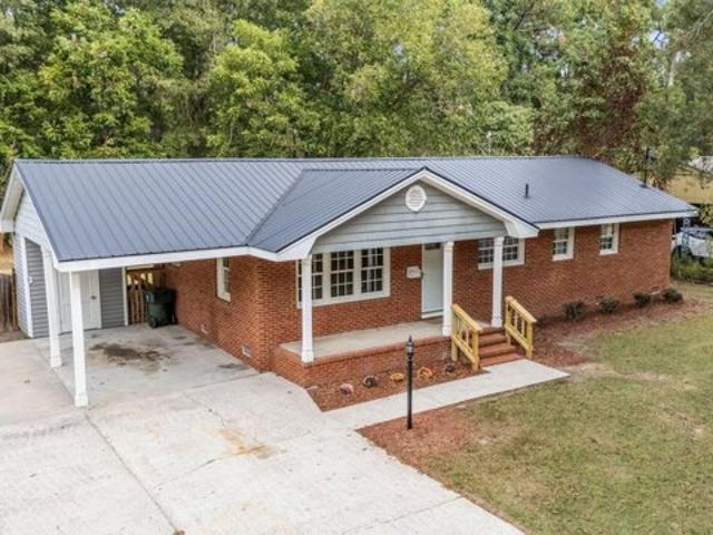 House for sale in Farmville, North Carolina