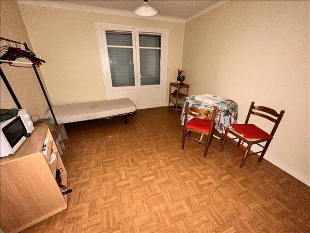 Studio location à Saint-Léger-de-la-Martinière, Melle