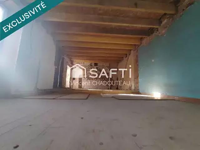 Maison vente à Niort, Mellé