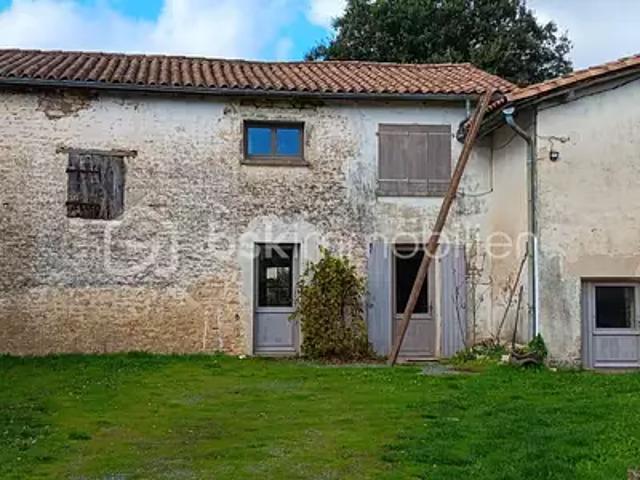 Maison vente à Niort, Mellé