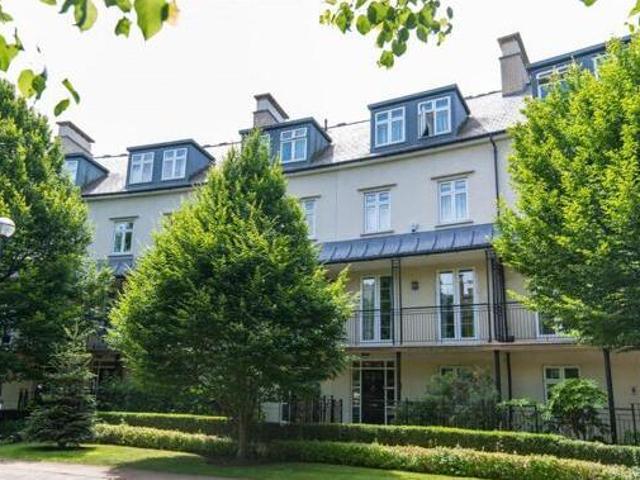 House for sale in Richmond Hill, Deepcut