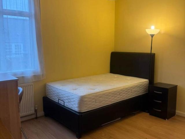 Room for rent in Moffat, Scotland