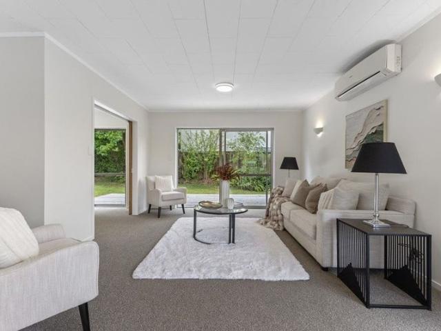 House for rent in Howick, Oroua County