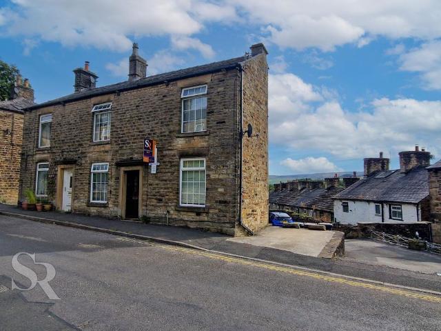 House for rent in Charlesworth, East Midlands