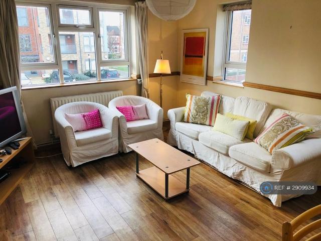 House for rent in Earlsfield, Greater London
