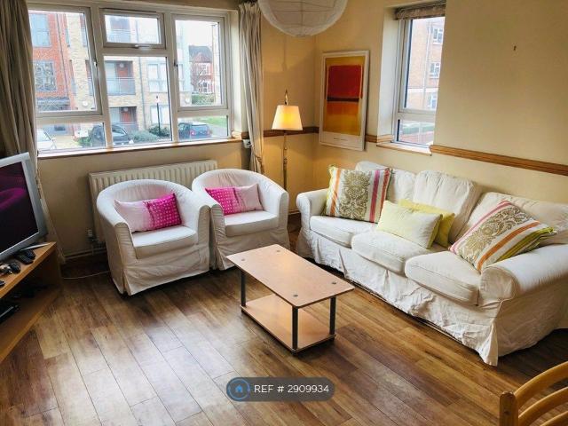 Apartment for rent in Earlsfield, Greater London