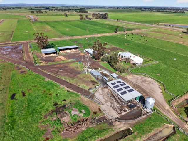 Cottage for sale in Denison, Victoria