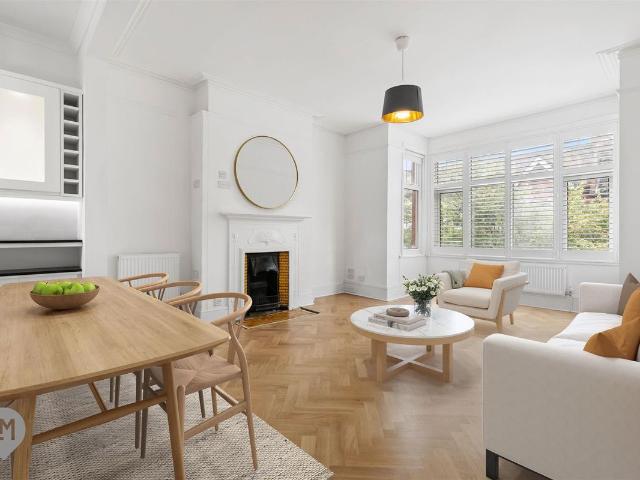 Apartment for rent in London Borough of Merton, Greater London