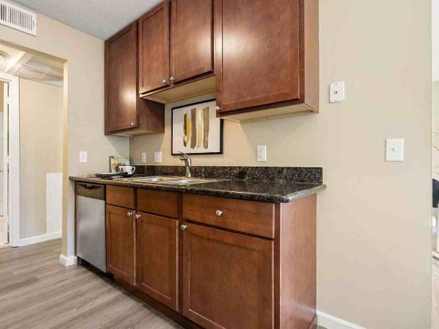 Apartment for rent in Brooklyn Center, Hennepin County