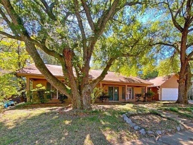 House for sale in Clinton, Mississippi