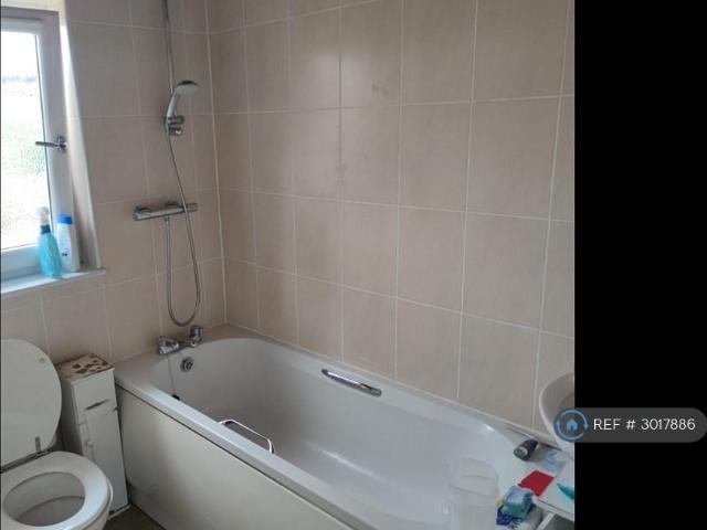 Apartment for rent in Summerlee, Coatbridge