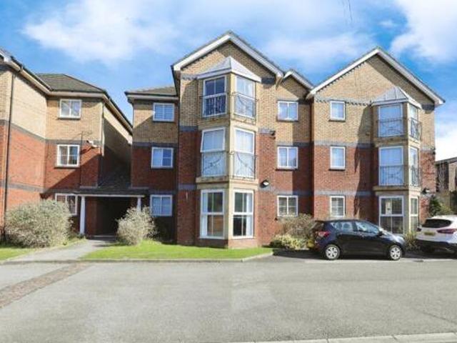 House for sale in Calderstones