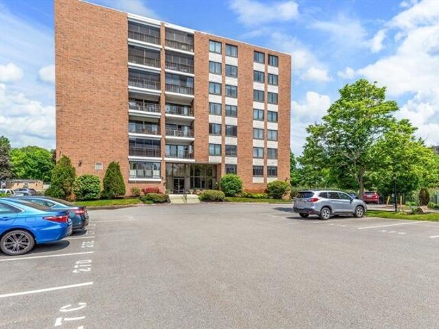 Condo for sale in Melrose, Massachusetts