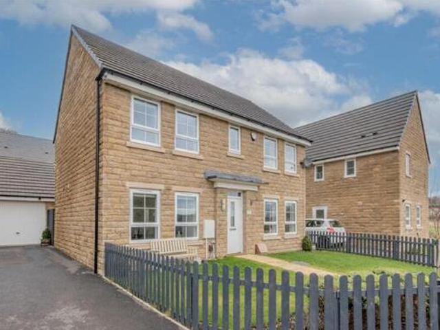 House for sale in Holmfirth, West Yorkshire