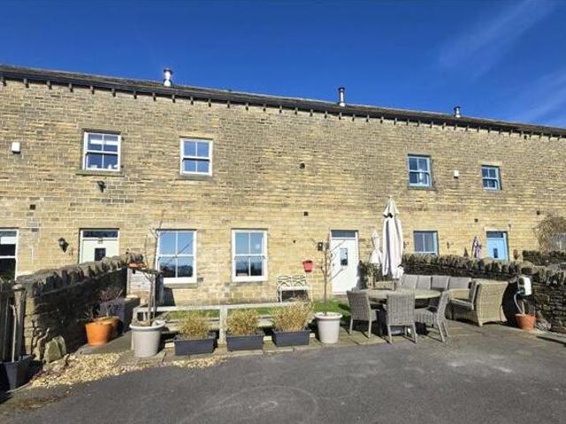 House for sale in Holmfirth, West Yorkshire