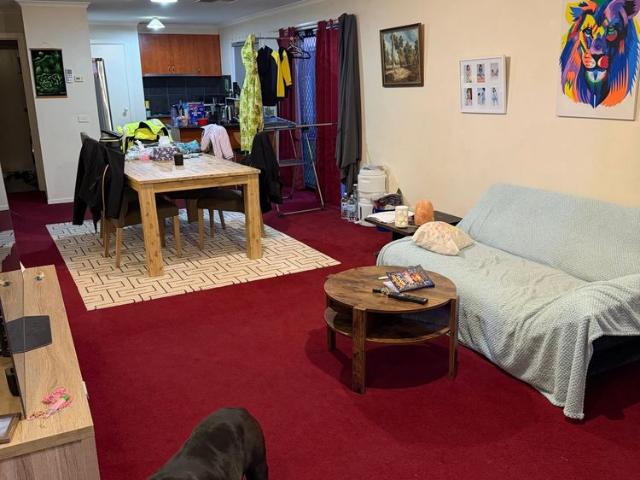 Room for rent in Melton West, Melbourne