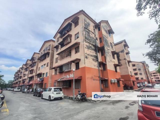 Flat for sale in Petaling, Subang Jaya