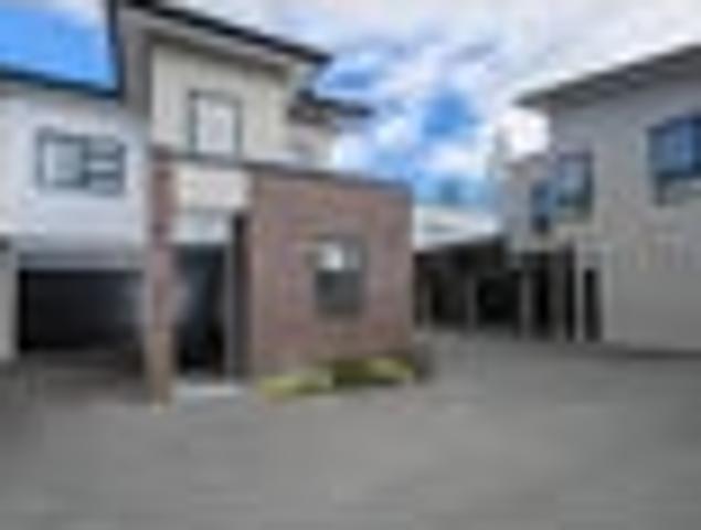 Townhouse for rent in Hamilton, Waikato