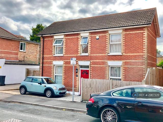 House for rent in Talbot Village, Bournemouth