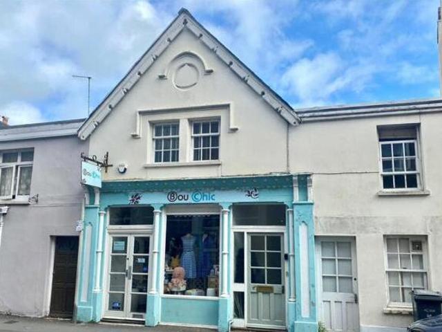House for sale in Oakfield, Ryde