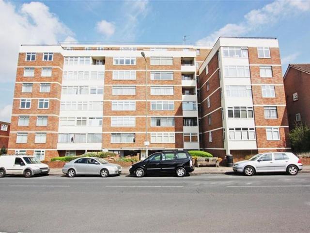 Apartment for rent in Brent Cross, Greater London