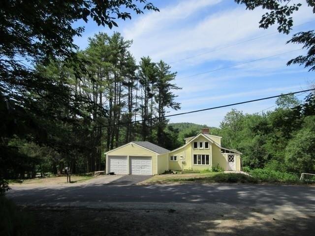 House for sale in Warner