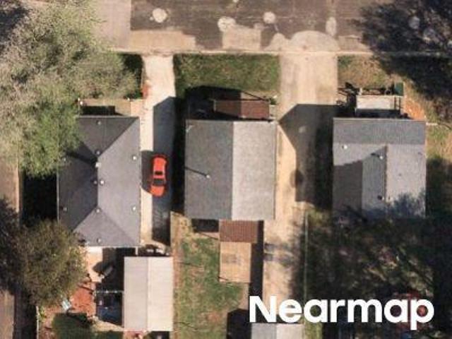 House for sale in Pekin, Illinois