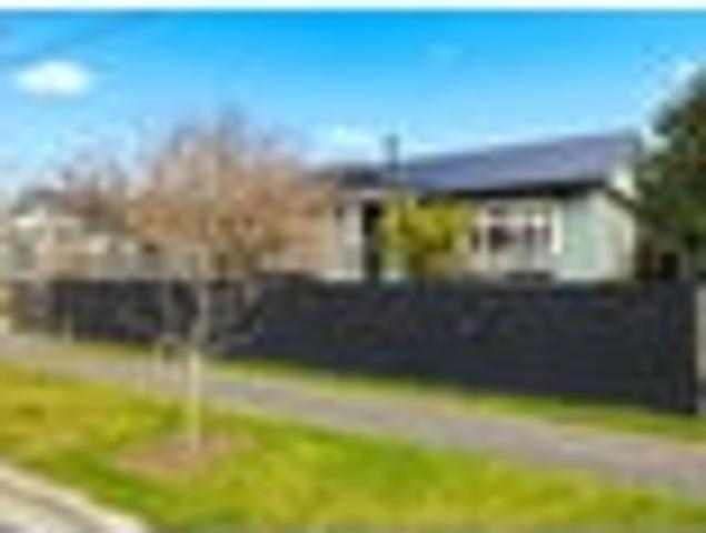 House for sale in Mairehau, Canterbury