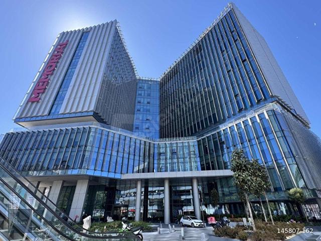 Ataşehir, İstanbul içerisinde satılık mülk