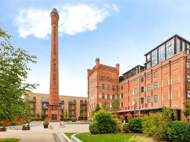 Apartment for rent in Slough