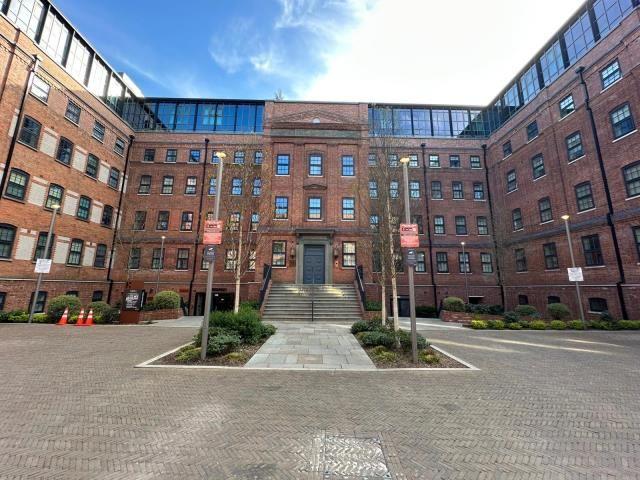 Apartment for rent in Slough
