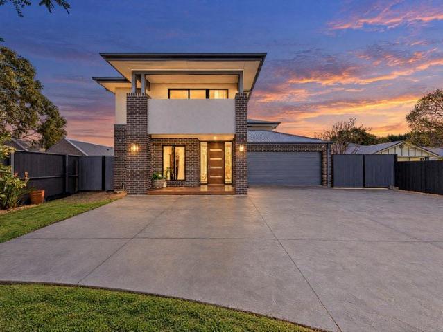 House for sale in Narre Warren North, Melbourne