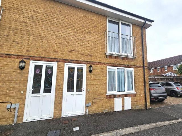 Apartment for rent in Hawkinge, Folkestone