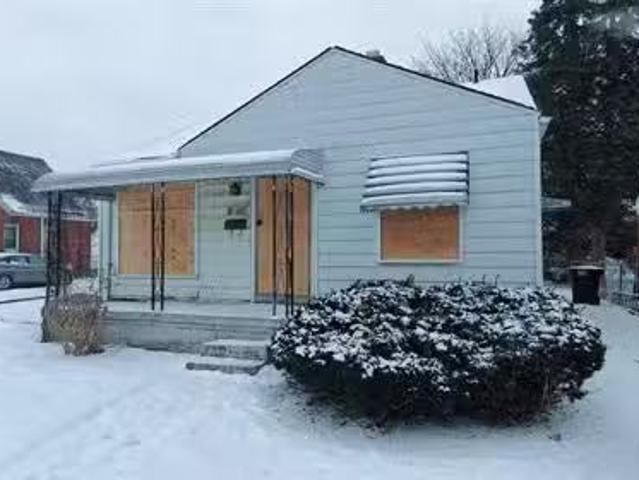 House for sale in Detroit