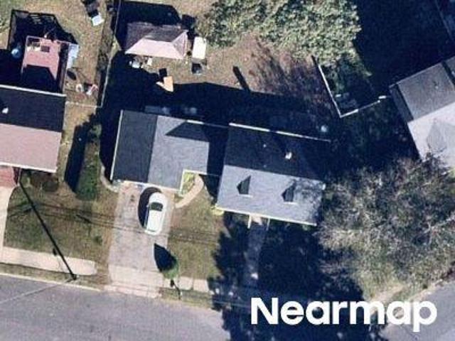 House for sale in Bridgeport