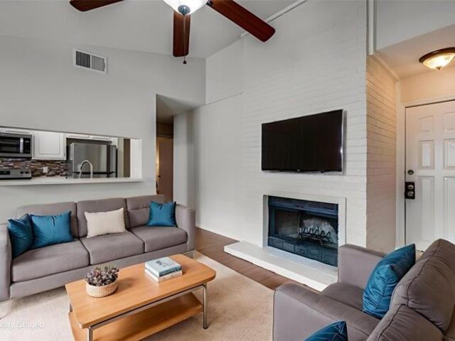 Condo for sale in Arlington, Texas