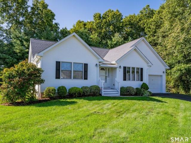 Condo for sale in Newington, Capitol Planning Region