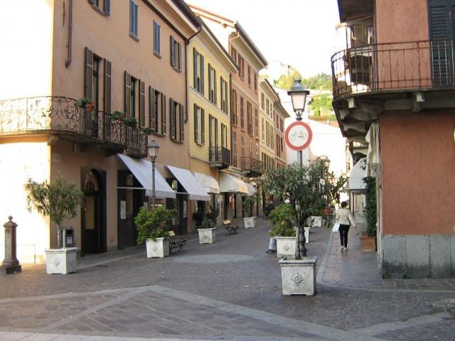 Attico in vendita a Menaggio, Lombardia