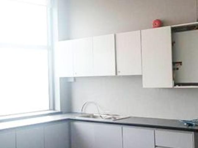 Shop for rent in Petaling, Damansara Damai